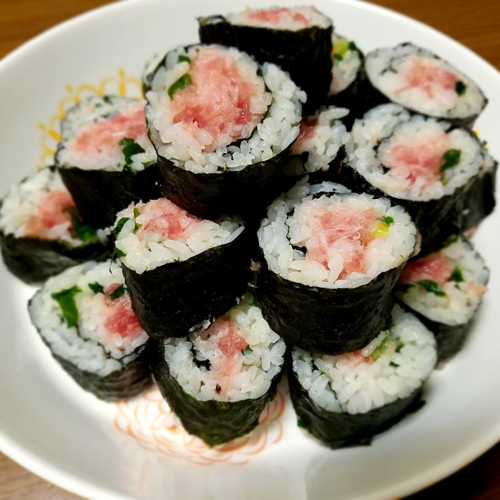 母直伝 巻物の切り方 ネギトロ巻き レシピ 作り方 By Makana 楽天レシピ 母直伝 巻物の切り方 ネギトロ巻き レシピ 作り方 By Makana 楽天レシピ